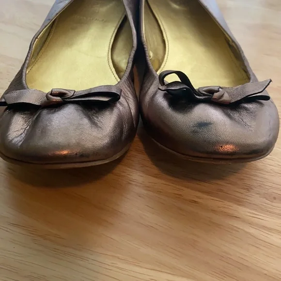 J Crew Metallic Leather Ballet Flats with Bow Accent - Picture 3 of 16